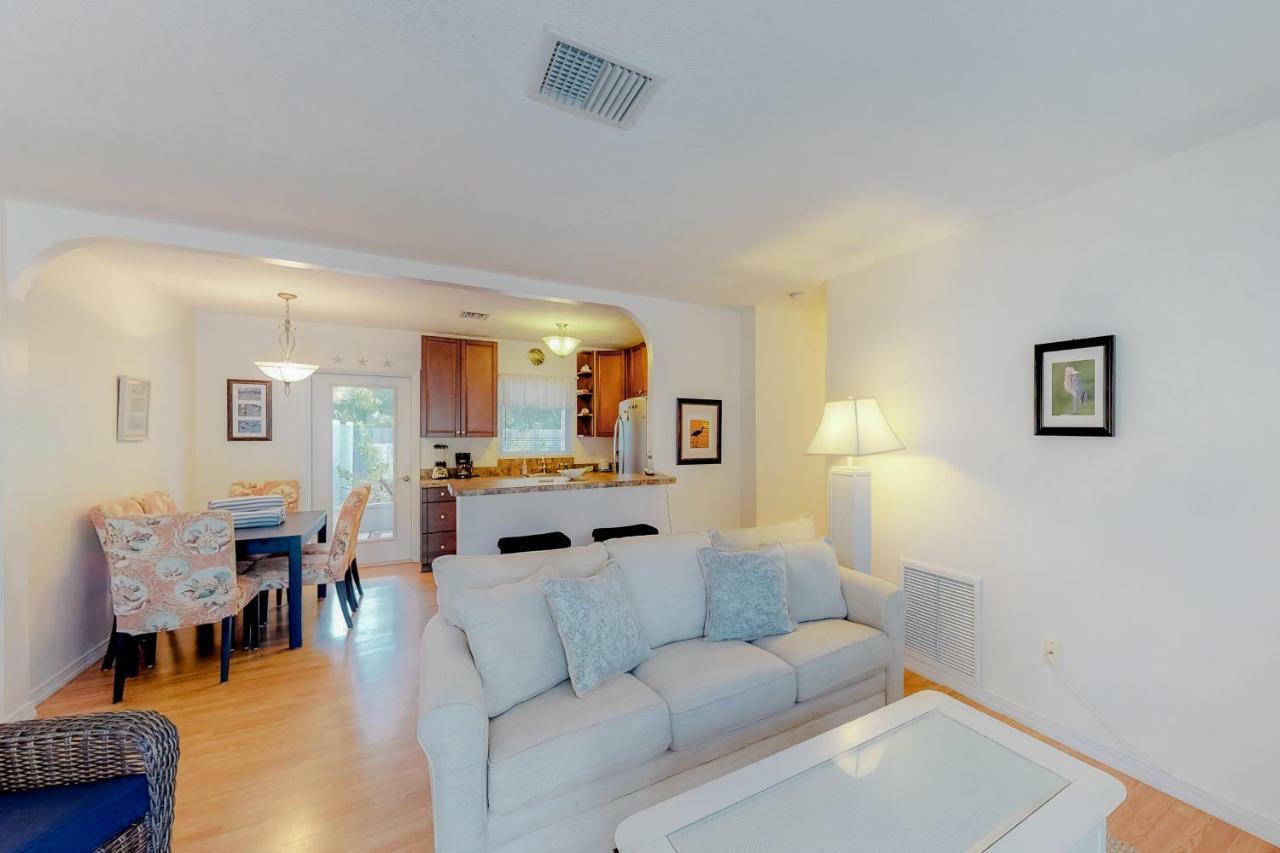 Blue Wave Villa West Анна-Мария Экстерьер фото